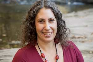 closeup headshot of Sarah Becker